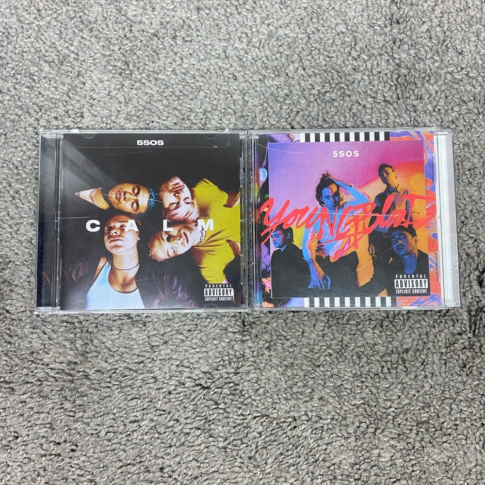 2 5sos‎ cds; cases only